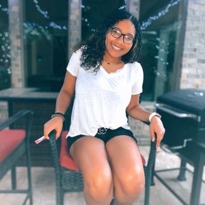 Meet your Posher, Kourtney